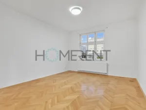 Prodej bytu 3+1, Liberec - Liberec III-Jeřáb, nám. Soukenné, 106 m2