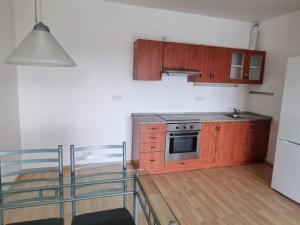 Pronájem bytu 2+kk, Pardubice - Polabiny, Labský Palouk, 62 m2