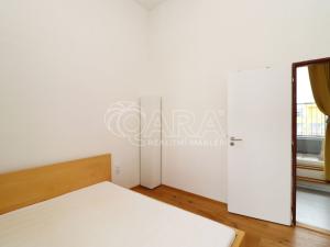 Pronájem bytu 3+1, Praha - Vršovice, Uzbecká, 106 m2