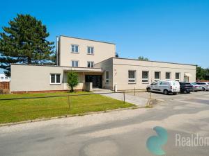 Pronájem kanceláře, České Budějovice, Školní, 1260 m2