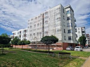 Prodej garážového stání, Hradec Králové - Nový Hradec Králové, Rybova, 10 m2