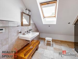 Prodej rodinného domu, Novosedly nad Nežárkou, 370 m2