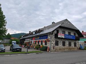 Prodej obchodního prostoru, Strážný, 400 m2