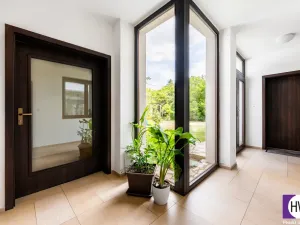 Prodej komerční nemovitosti, Praha, Nad motolskou nemocnicí, 225 m2