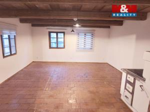 Prodej obchodního prostoru, Frýdlant nad Ostravicí - Frýdlant, Hlavní, 180 m2