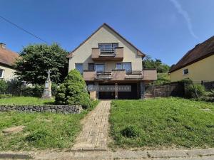 Prodej rodinného domu, Knínice, 250 m2