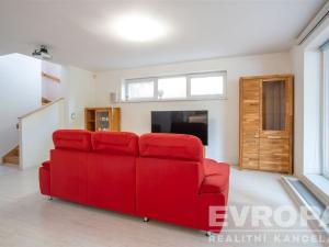 Prodej rodinného domu, Praha - Řeporyje, Dělená, 155 m2