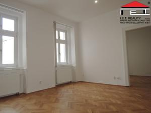 Pronájem bytu 2+kk, Praha - Nové Město, Spálená, 46 m2