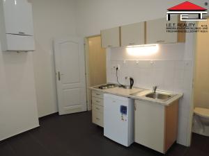 Pronájem bytu 2+kk, Praha - Nové Město, Spálená, 46 m2