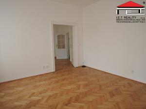Pronájem bytu 2+kk, Praha - Nové Město, Spálená, 46 m2