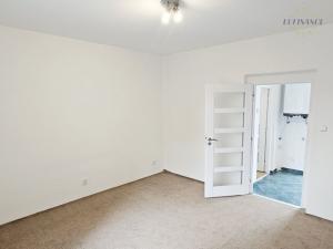 Pronájem bytu 2+1, Chvatěruby, 52 m2