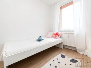Prodej bytu 4+kk, Praha - Strašnice, Černokostelecká, 68 m2