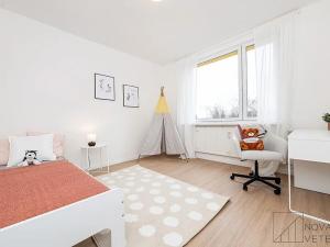 Prodej bytu 4+kk, Praha - Strašnice, Černokostelecká, 68 m2