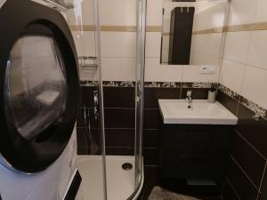 Prodej bytu 3+kk, Praha - Horní Počernice, Běluňská, 74 m2