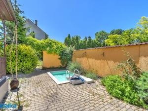 Prodej rodinného domu, Křepice, 244 m2