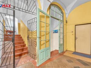 Prodej činžovního domu, Hostinné, Náměstí, 420 m2