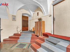 Prodej činžovního domu, Hostinné, Náměstí, 420 m2