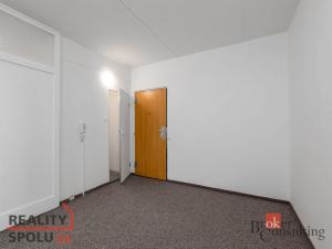 Prodej bytu 4+1, Mariánské Lázně - Úšovice, Kubelíkova, 85 m2