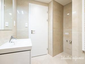 Pronájem bytu 2+kk, Praha - Chodov, Drahňovická, 47 m2