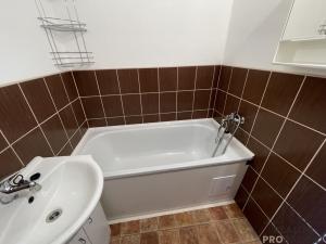 Pronájem bytu 3+1, Jihlava, Kollárova, 55 m2