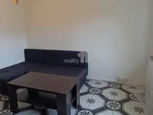 Prodej bytu 2+kk, Milovice - Mladá, Braniborská, 42 m2