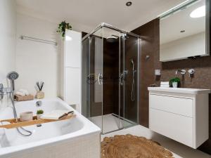 Prodej rodinného domu, Sulice - Hlubočinka, U Lesa, 245 m2