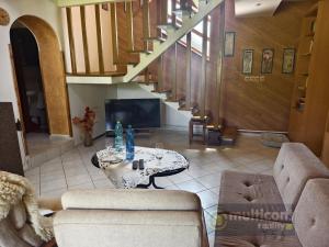 Prodej rodinného domu, Hlubočany, 320 m2