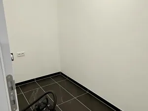 Pronájem bytu 3+kk, Praha, Muzikova, 93 m2