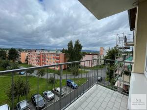 Pronájem bytu 1+1, Karlovy Vary, Studentská, 46 m2