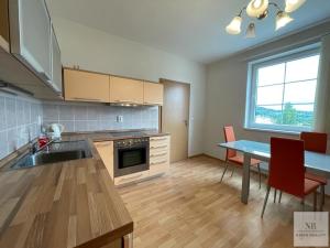 Pronájem bytu 1+1, Karlovy Vary, Studentská, 46 m2