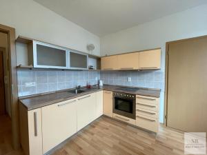 Pronájem bytu 1+1, Karlovy Vary, Studentská, 46 m2