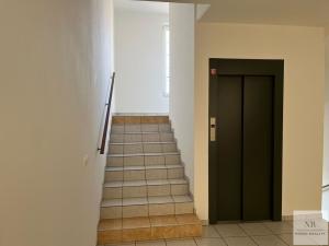 Pronájem bytu 1+1, Karlovy Vary, Studentská, 46 m2