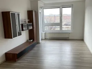 Pronájem bytu 2+kk, Praha - Vysočany, Kabešova, 56 m2