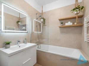 Prodej bytu 2+1, Nová Paka, Achátová, 47 m2