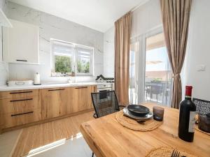 Prodej ubytování, Jakišnica, Chorvatsko, 180 m2