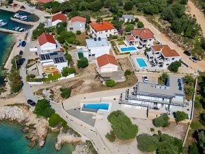 Prodej ubytování, Jakišnica, Chorvatsko, 180 m2