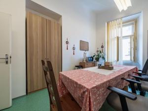 Pronájem ordinace, Praha - Staré Město, Národní, 320 m2