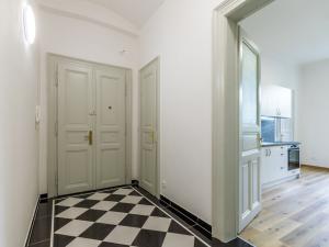 Pronájem bytu 3+kk, Praha - Vinohrady, Nitranská, 71 m2