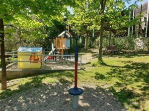 Pronájem bytu 3+kk, Praha - Hlubočepy, Chlupáčova, 70 m2