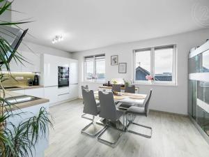 Prodej bytu 3+kk, Vochov, 68 m2