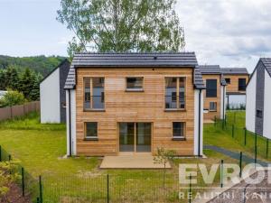 Prodej chaty, Slapy, 84 m2