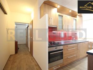 Prodej bytu 3+1, Třebíč, Kpt. Jaroše, 74 m2