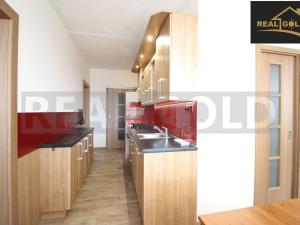 Prodej bytu 3+1, Třebíč, Kpt. Jaroše, 74 m2