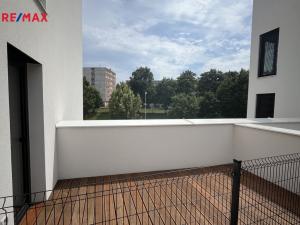 Pronájem bytu 1+kk, Zlín, Tyršovo nábřeží, 28 m2