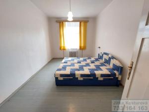 Prodej bytu 2+1, Krnov - Pod Cvilínem, Čsl. armády, 70 m2