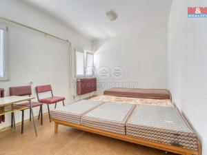 Pronájem garáže, Nepomuk - Dvorec, 378 m2
