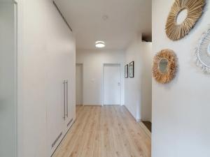 Prodej bytu 3+kk, Praha - Modřany, Rorýsová, 92 m2