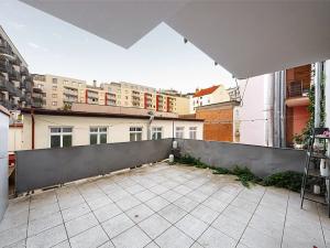 Pronájem bytu 2+kk, Praha - Libeň, Lihovarská, 71 m2