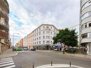 Pronájem bytu 2+kk, Praha - Libeň, Lihovarská, 71 m2