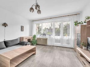 Prodej bytu 2+1, Dolní Bousov, 56 m2